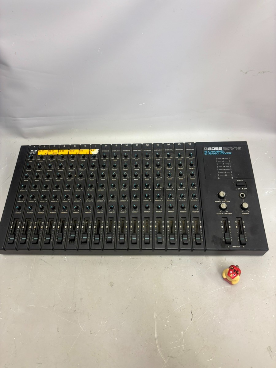 【送料込み】BOSS 16 チャンネル ステレオミキサーBX-16 s-l1200.jpg
