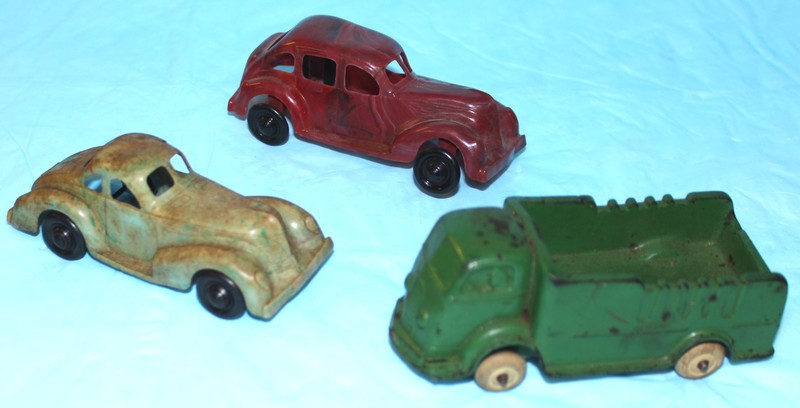 Dimestore Lot Auburn Futuristic Delivery Truck & 2 Lapin Marbled Coups 40s