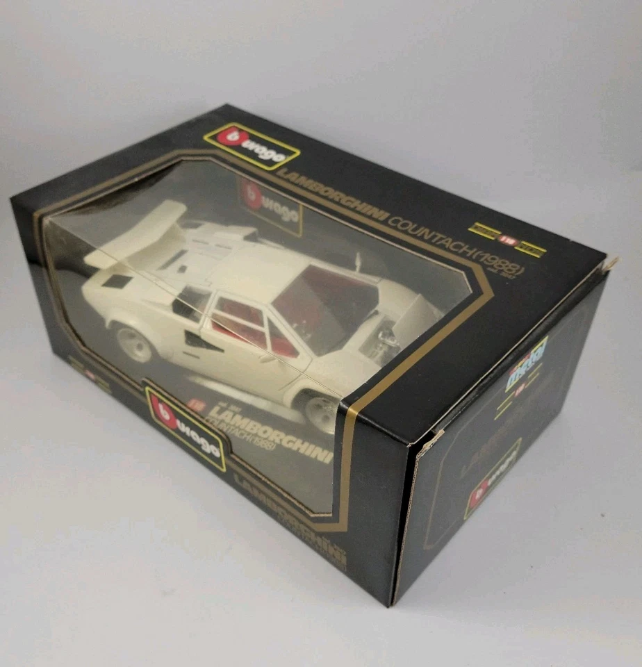 Burago Diamonds: Lamborghini Countach - Blanco (1988) Diecast Car escala 1:18 3047 Foto 3 de 4