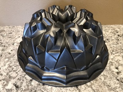 Nordic Ware American Star Bundt Cake Pan Cast Aluminum Made in USA