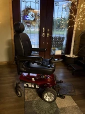 Electric Wheelchair Jazzy Select Elite Power Chair - NEW BATTERIES 