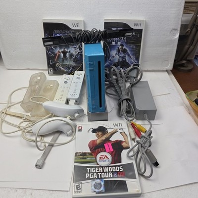 Nintendo Wii Console Bundle w/ Controllers Sensor Bar Power Cable & Games Tested