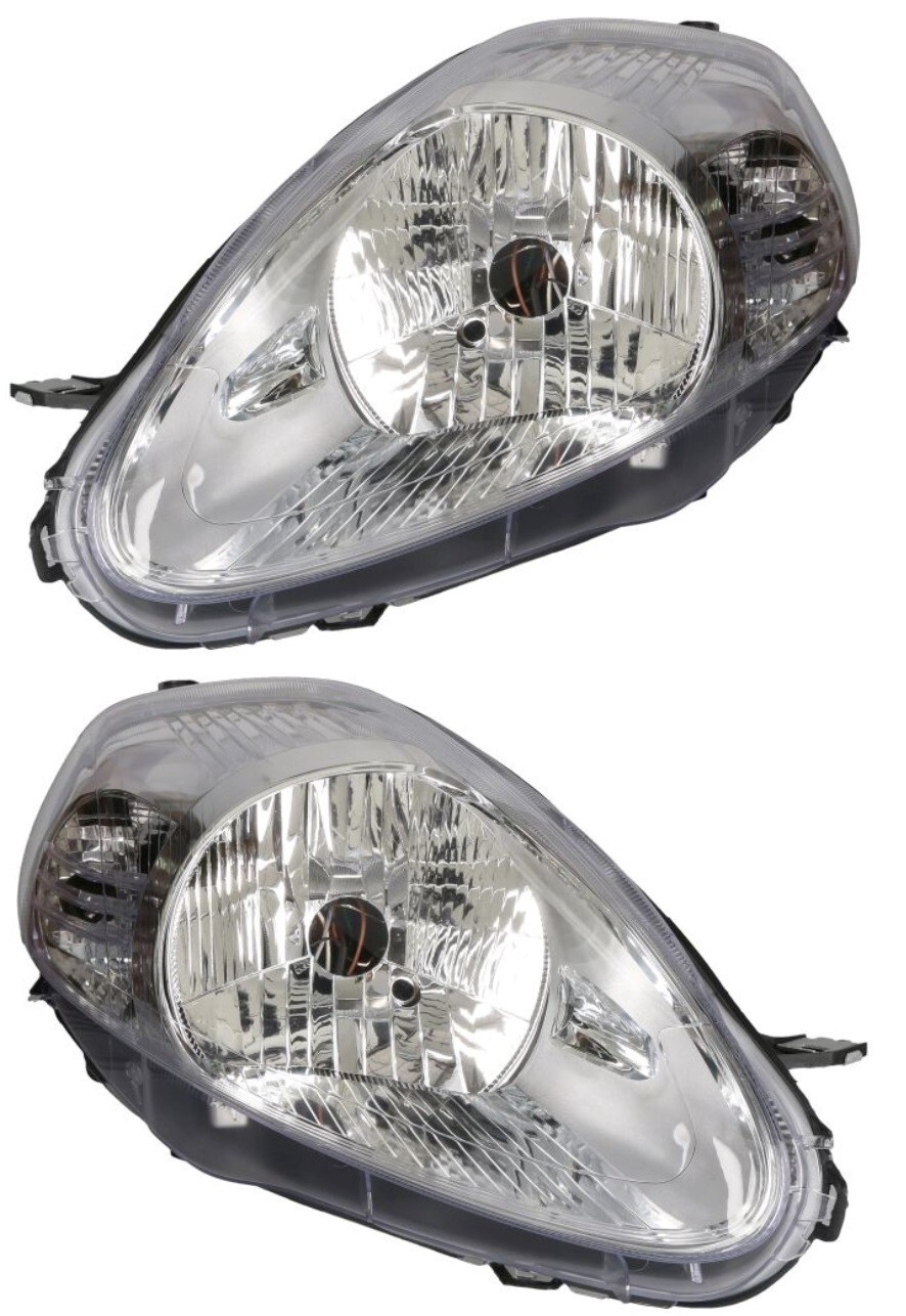 Phare avant gauche et droit Fiat Grande Punto phares electriques H4 noirs