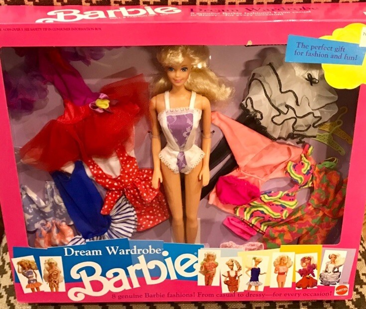 1991 Mattel Dream Wardrobe Barbie Doll with 8 Fashions 3331 NRFB-image