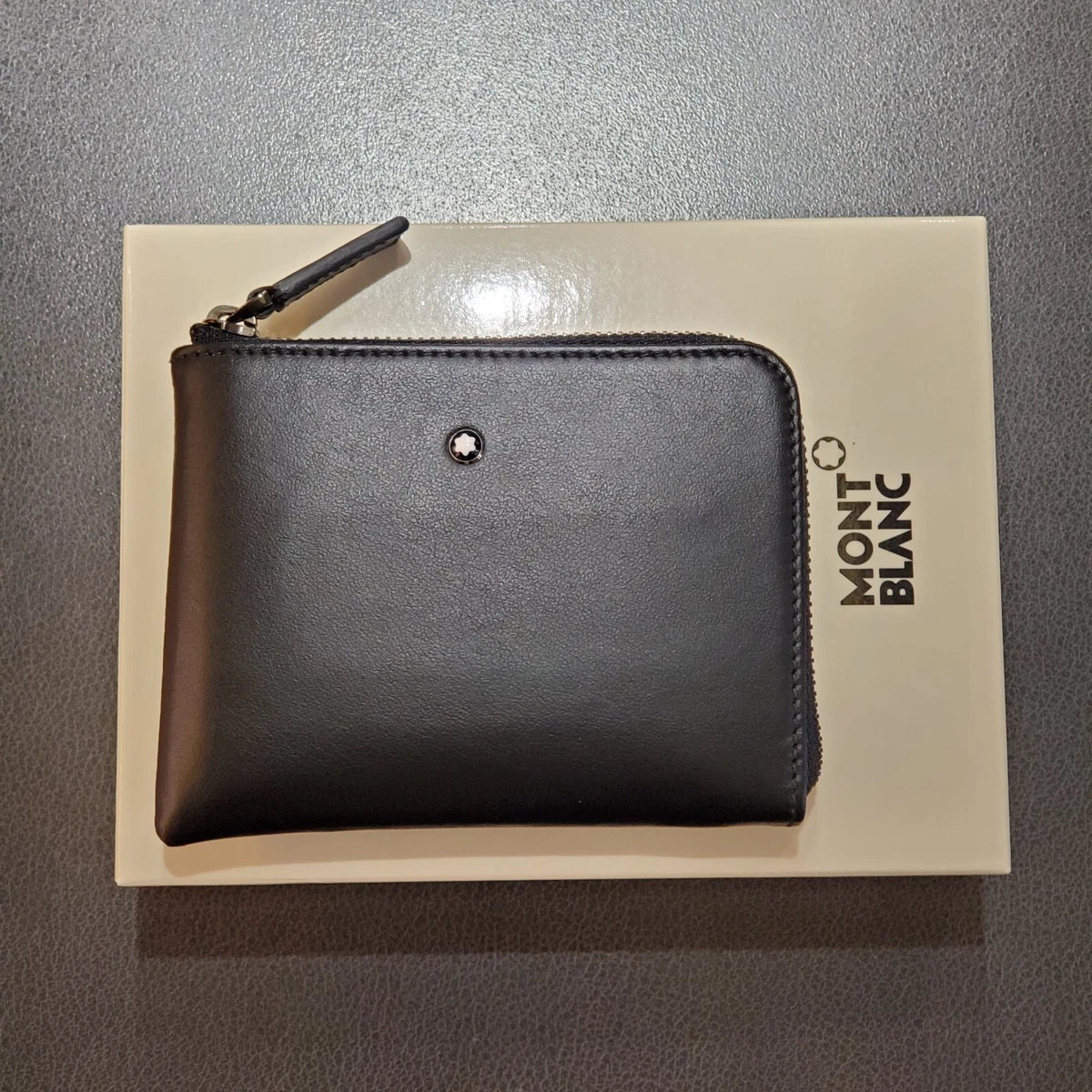 My montblanc nightflight business clearance card holder with zip
