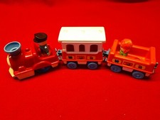 MATCHBOX Chuggy Chuffer + Coach Live-n-Learn No.LL2400/200  Lokomotive Eisenbahn