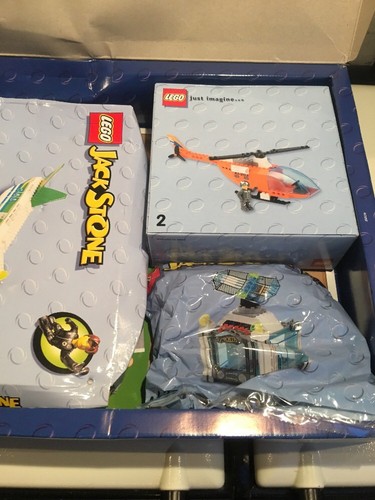 New in Box Complete LEGO 4620 JACK STONE Airport Vintage - Picture 8 of 8
