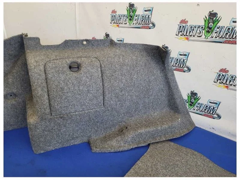 Protector lateral revestimiento maletero trasero BMW M3 E46 M/T 2001-2006 cupé 1953 Foto 4 de 4