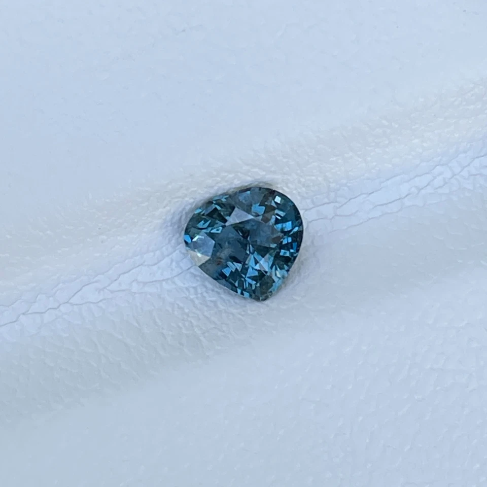 Natural 0.59 Cts Blue Spinel Heart Cut Gemstone Gift of Love - Image 3 of 4