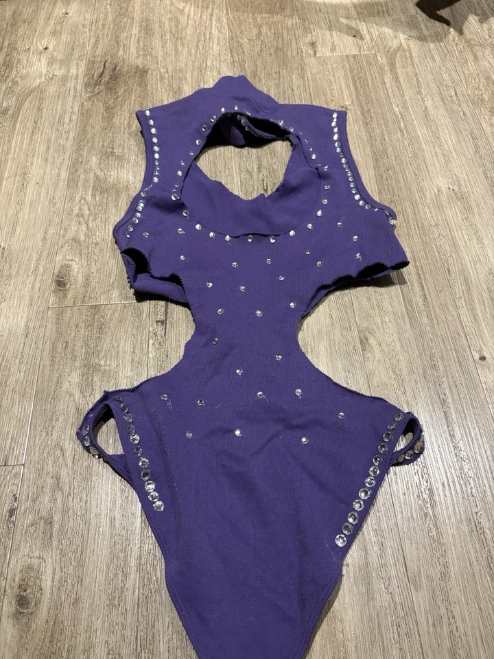 Showgirl Tiras Leotardo Burlesque Púrpura Foto 3 de 4