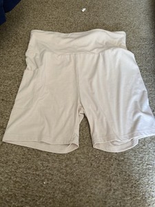 beige high-waisted biker shorts Size Large