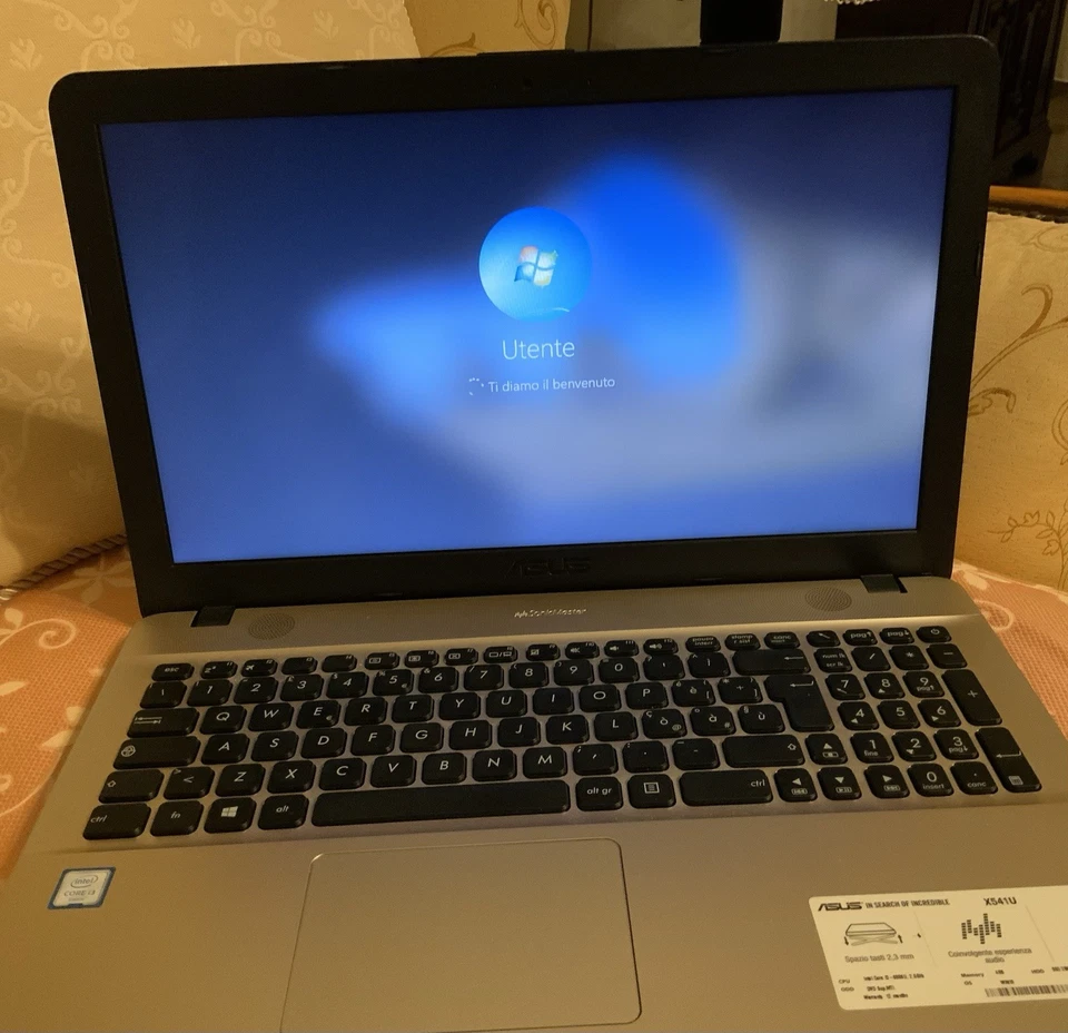 computer portatile usato Asus - Immagine 2 di 4