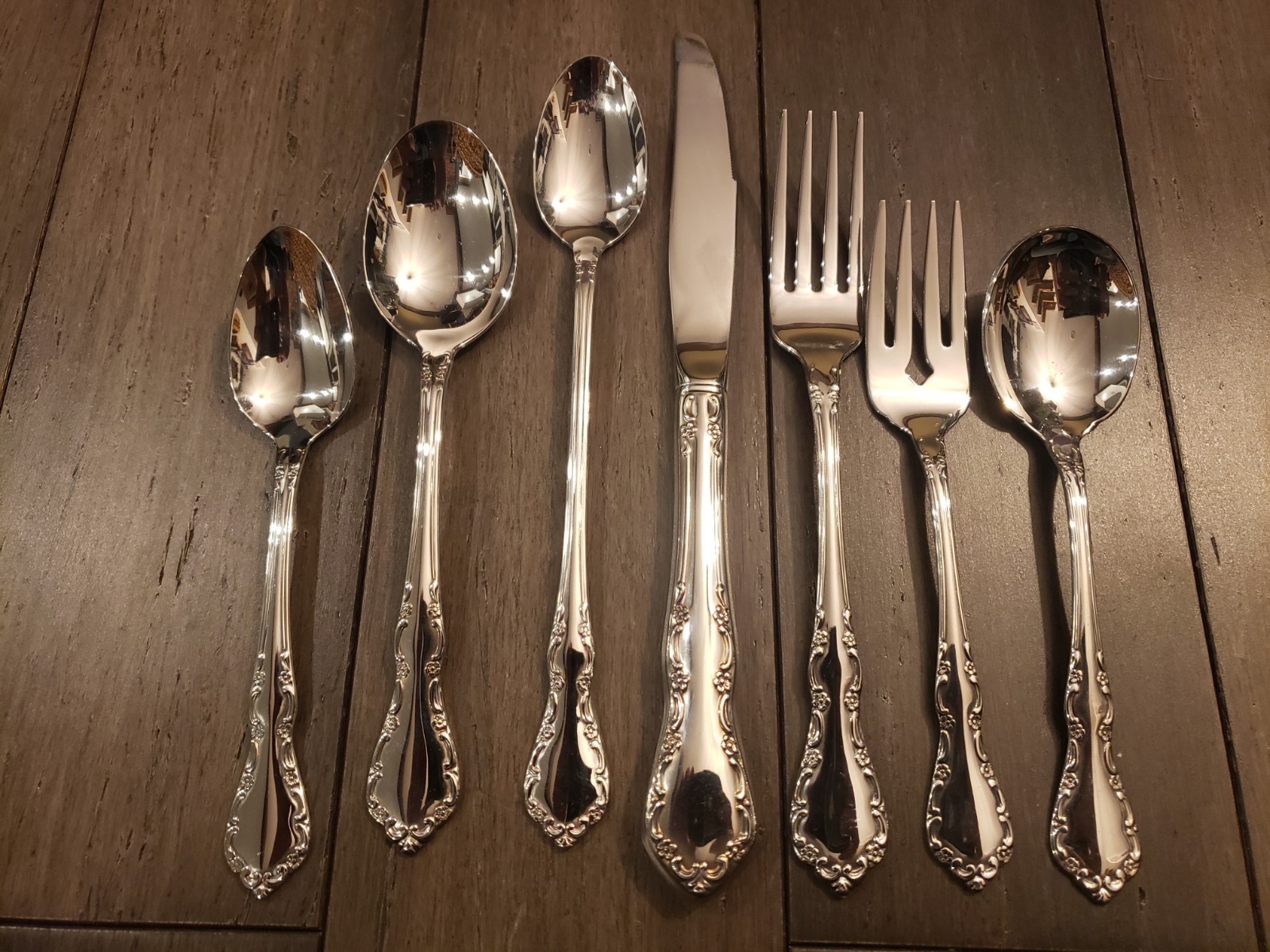 7 Piece ONEIDA MANSION HALL STAINLESS FLATWARE 1 Place Setting