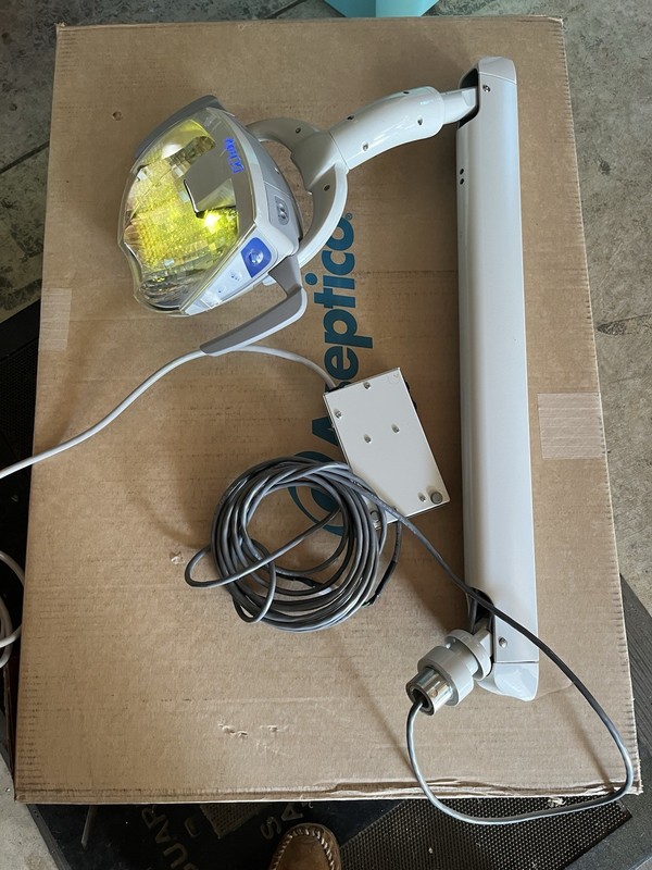 Pole Mounted Light