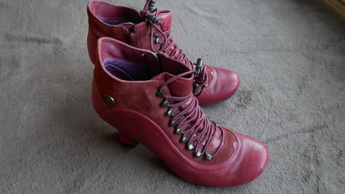 Hush Puppies Vivianna Red Size UK 5 EU 38 Wide Victorian Steampunk Boots - Picture 6 of 17