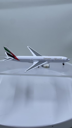 Avión Herpa Wings 1:500 Emirates Airlines Boeing 777-200 Aircraft Art# 506335 - Imagen 9 de 16