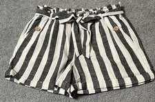 Maurices Linen Blend Paperbag Shorts Women’s M Black White Striped Modern City