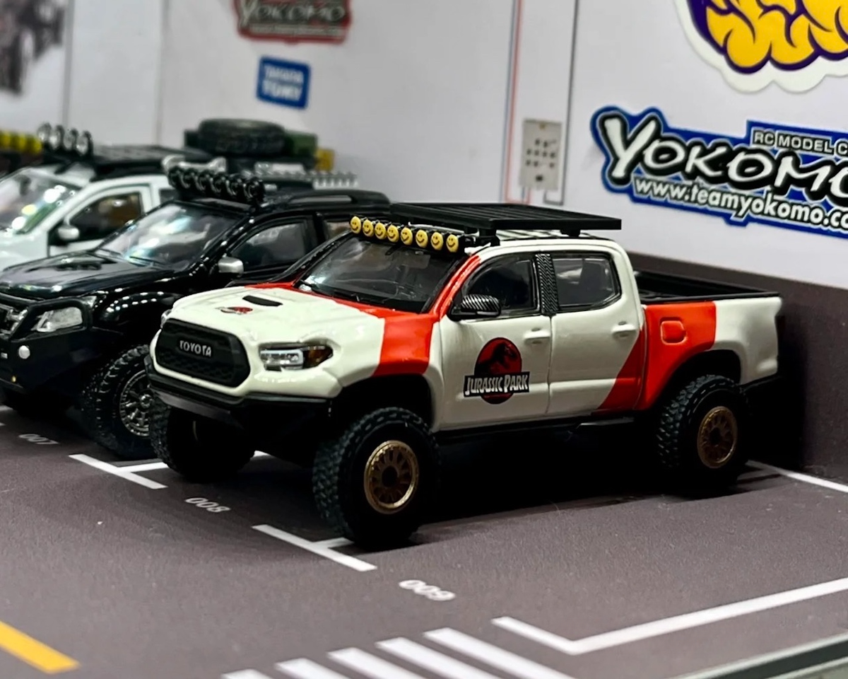 Diecast Toyota Tacoma Trd White 2022 Toyota Tacoma TRD PRO Pickup
