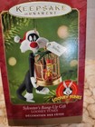 2000 Hallmark Looney Tunes "Sylvester's Bang-Up Gift" Christmas Ornament