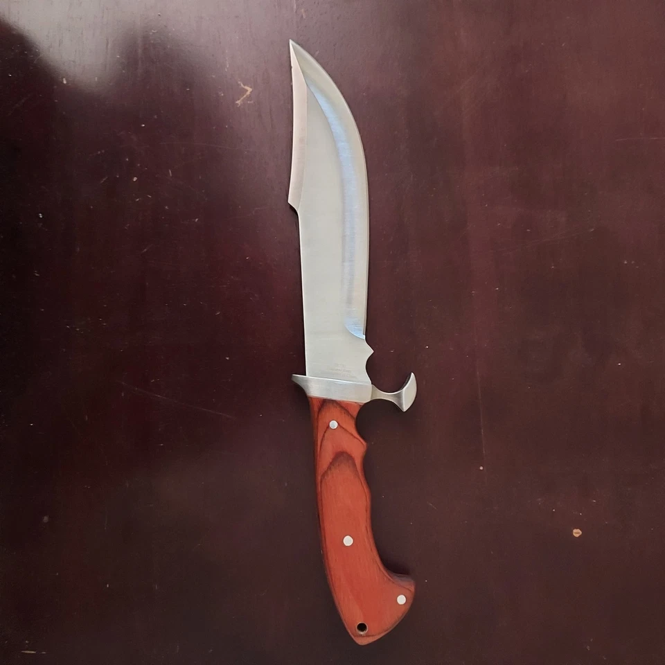 Colección de 5 cuchillos Bowie. Con fundas excelente estado ver fotos!!! Foto 2 de 4