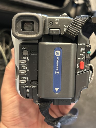 Sony Handycam CCD-TRV138 Hi8 Camcorder Tested and Working - Picture 4 of 15