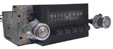 Vintage Ford Philco Am Pushbutton Radio 1970-1980 As Pictured Vintage Ford Philco Am Pushbutton Radio 1970-1980 As Pictured