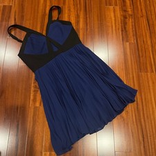 BCBG MAXAZRIA Blue Dress Black Pleated Fit Flare Cocktail Party Knee Length Sz 4