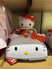 Universal Studios Sanrio Hello Kitty Car Vehicle Popcorn Bucket 2025 Bubble Wrap