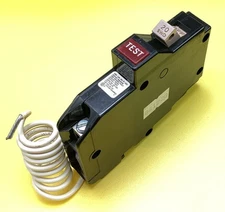 New Circuit Breaker Cutler Hammer CH120GF 20 Amp 1 Pole GFCI @@