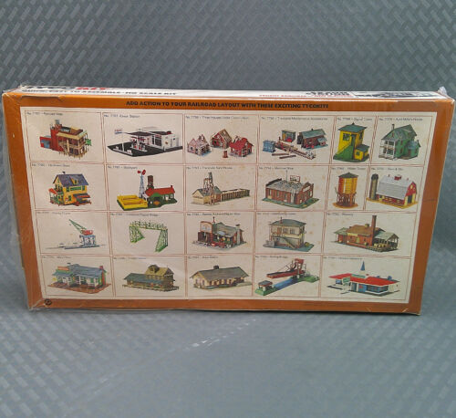 Vintage 1980 Tyco HO Scale Exxon Gas Station Plastic 56pcs Model Kit NEW SEALED - Picture 6 of 12