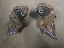 97-02 JEEP WRANGLER 4.0 6cyl FACTORY ENGINE MOUNT BRACKET FRAME SIDE (WELD ON)