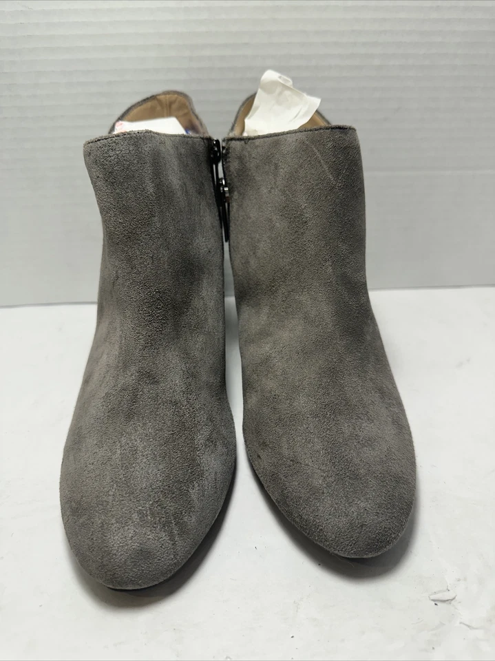 H by Halston 灰色皮革拉链踝靴,尺寸 7.5 宽 OB-2 — 第 2/4 张图片