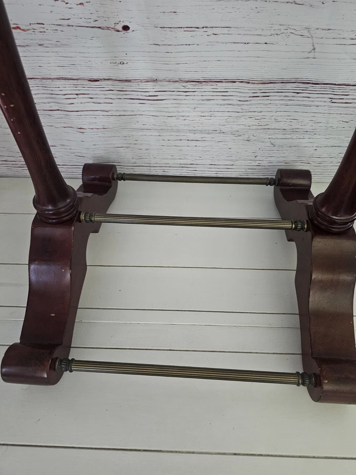 Terno masculino vintage Bombay Company e suporte para manobrista H46xW18xD15” - Imagem 4 de 4