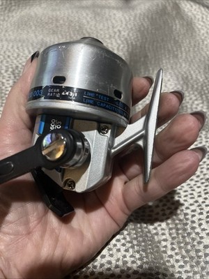 Vintage Metal SHAKESPEARE ALPHA 2600-003 SPINCAST REEL | eBay