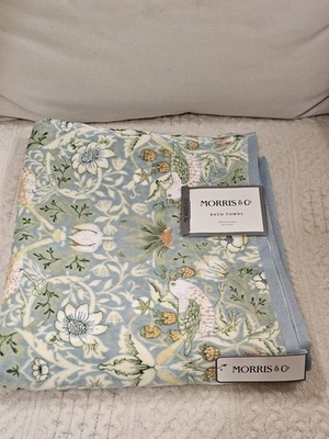 William Morris & Co Bath Towel Strawberry Thief Blue Cotton Velour 30x54