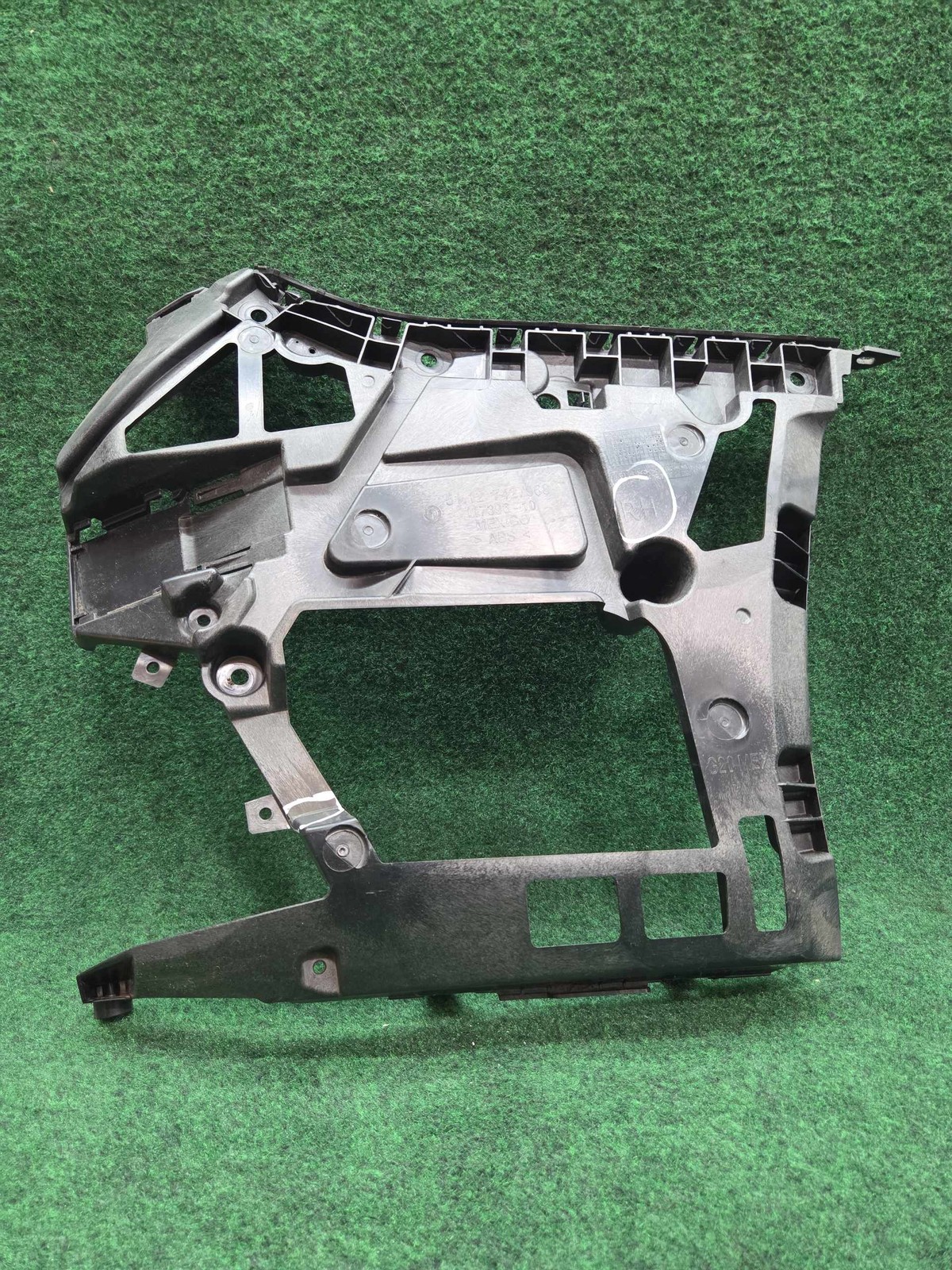 2019-2026 Bmw 330ix Right Rear Lateral Bumper Bracket Oem 51127427968