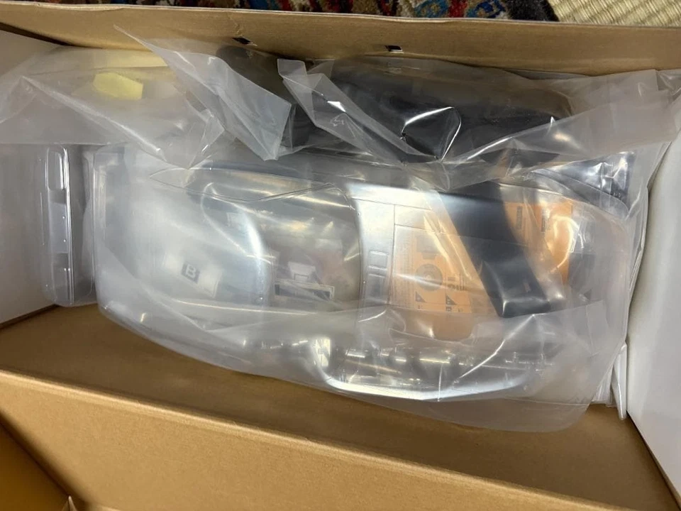 HPI Cup Racer 1M Datsun 240Z 1/10 RC Car Kit #100600 Unassembled Unused 2511TK - Image 3 of 3