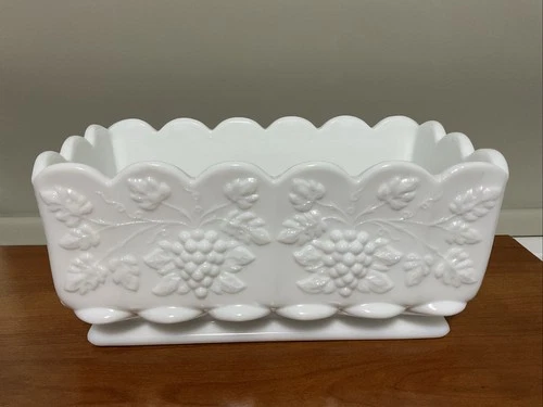 Vintage Westmoreland Milk Glass Paneled Grape Rectangular Planter / Cachepot