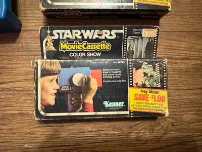 Vintage 1977 Kenner Star Wars Movie Viewer With 2 Cartridges RARE