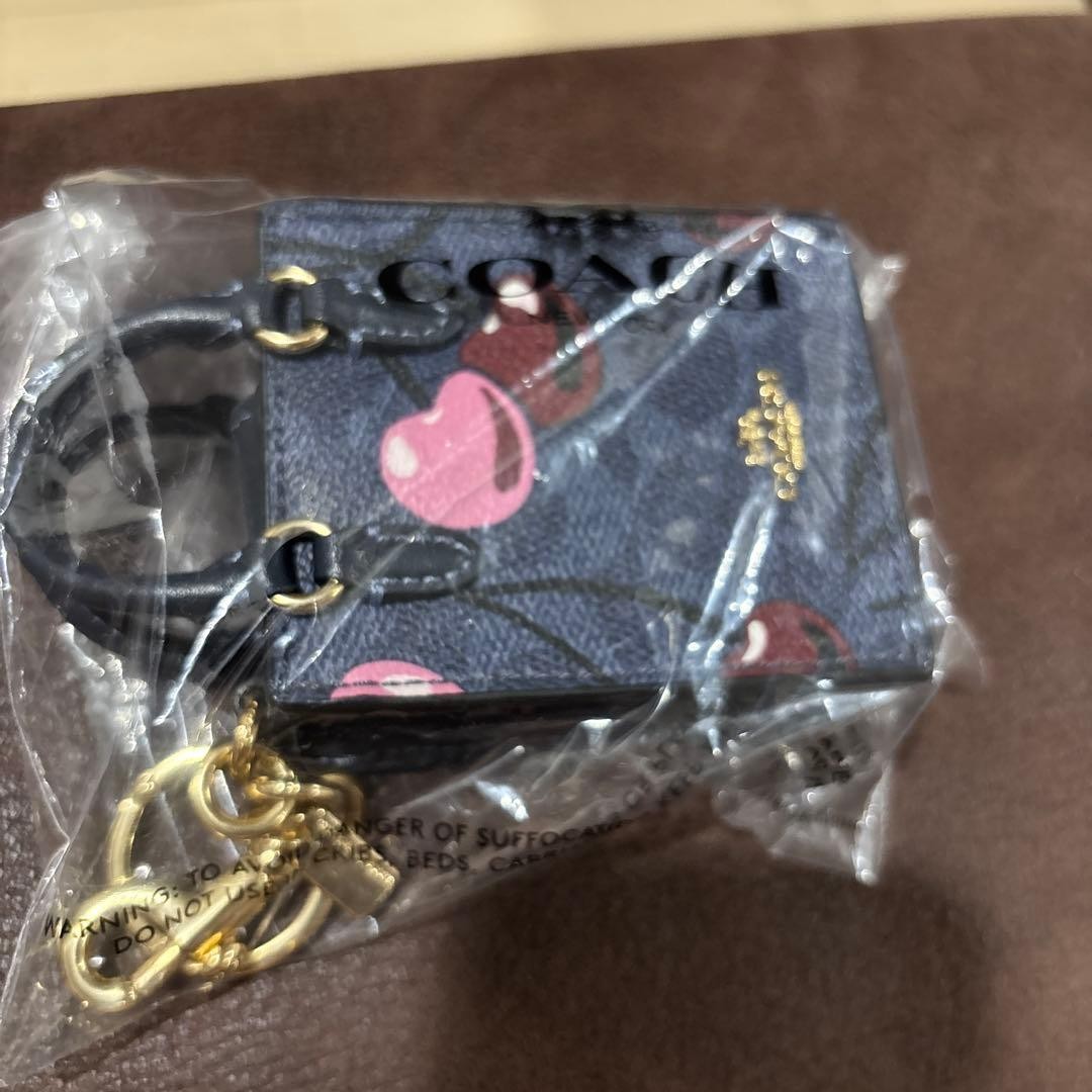COACH Cherry Pattern Mini Keychain Type - image 3