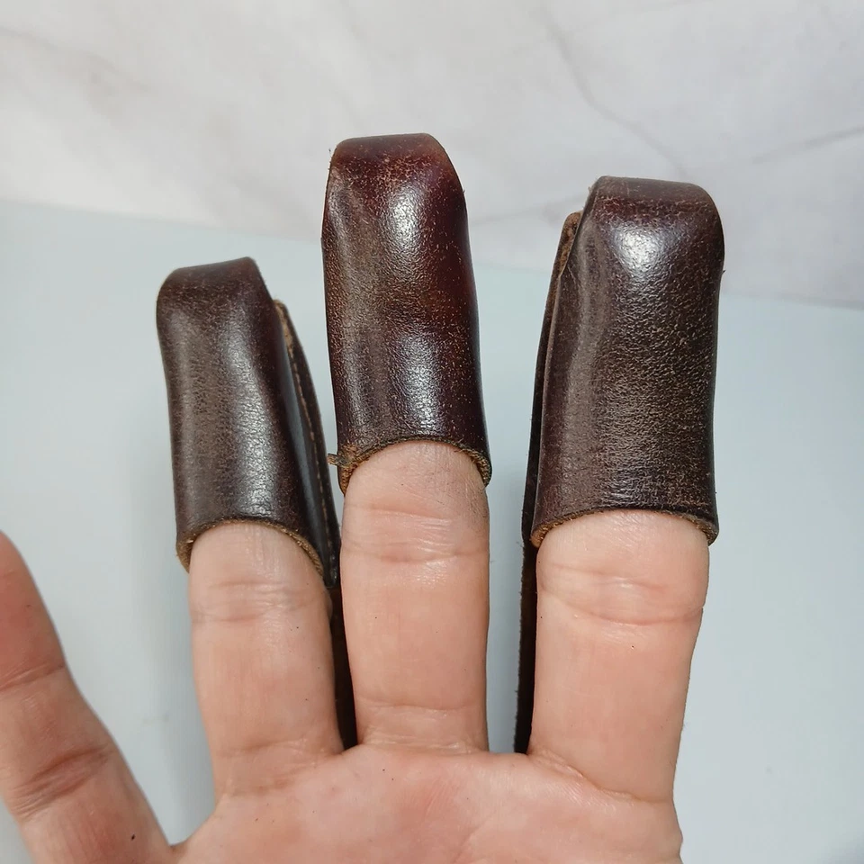 Archery Shooting Glove Vintage Darton Medium - Image 3 of 4