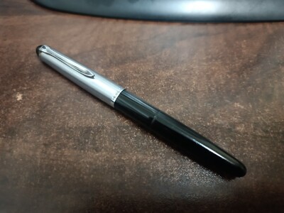 MINT VINTAGE PELIKAN PELIKANO P15 BLACK FOUNTAIN PEN EF 14ct GOLD NIB