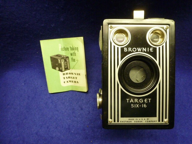 Vintage Brownie Target Six-16 Eastman Kodak Box Camera w