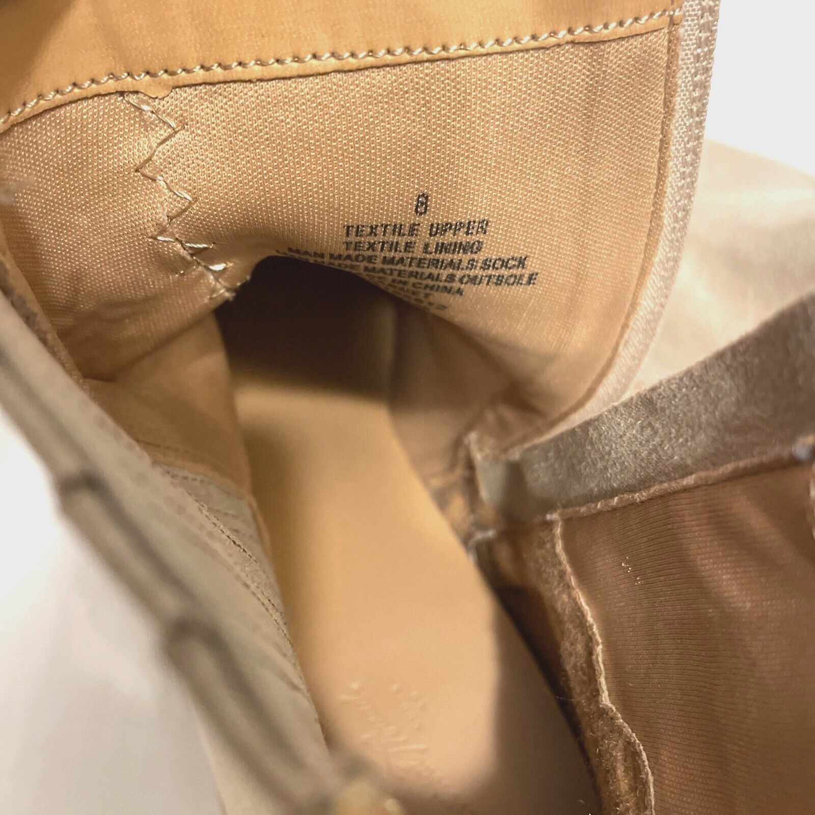 Universal Thread Womens Beige Round Toe Chunk Hee… - image 6