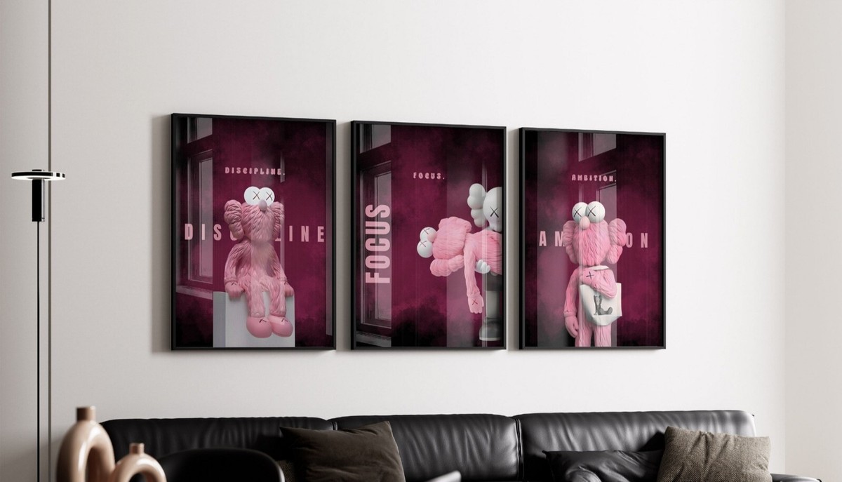 KAWS 版画 i. Pink ii. Grey Pink Kaws Original Artwork Figure — Ze Art Co