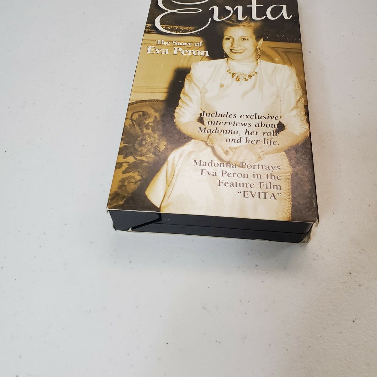 その他 Evita: Story of Eva Peron [VHS] s-l400.jpg