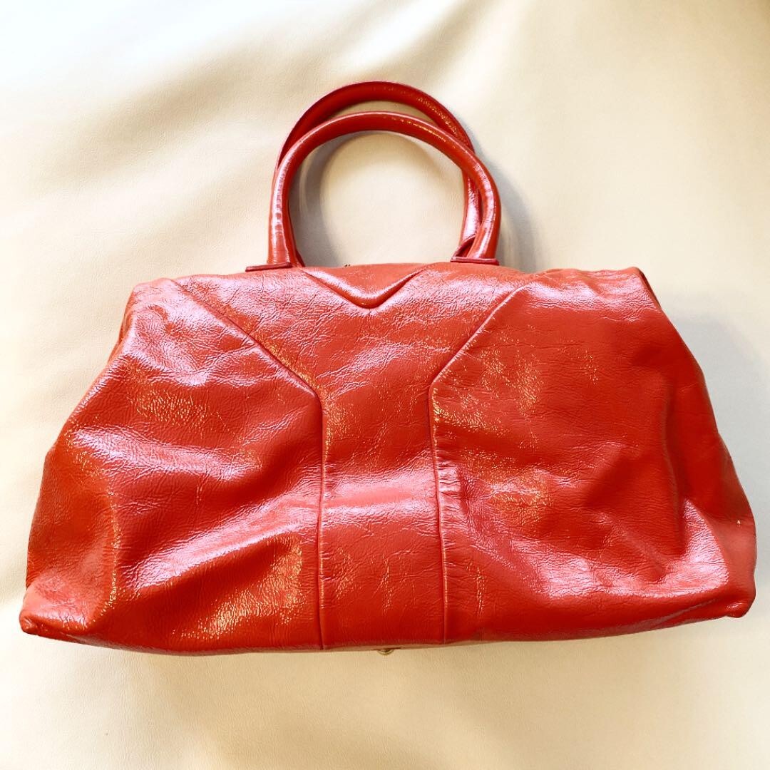 Borsa Yves Saint Laurent Boston pelle smalto rosa salmone usata