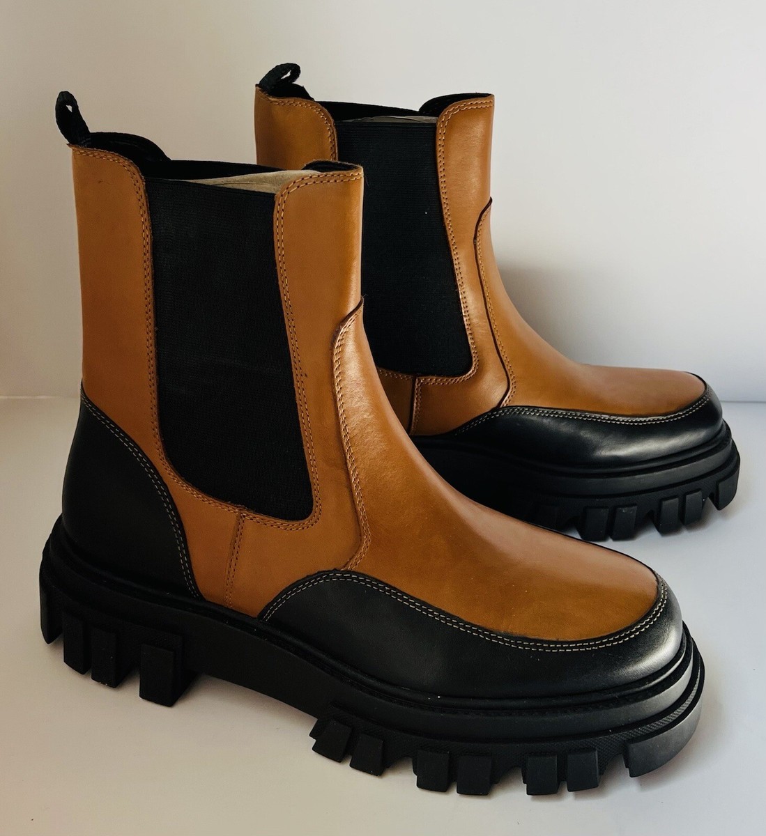 MARC FISHER LTD MORGAN LEATHER LUG SOLE MOTO COMBAT ANKLE  display picture 1
