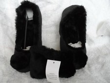 Ladies Ballerina black Pom comfort slippers size M with eye mask