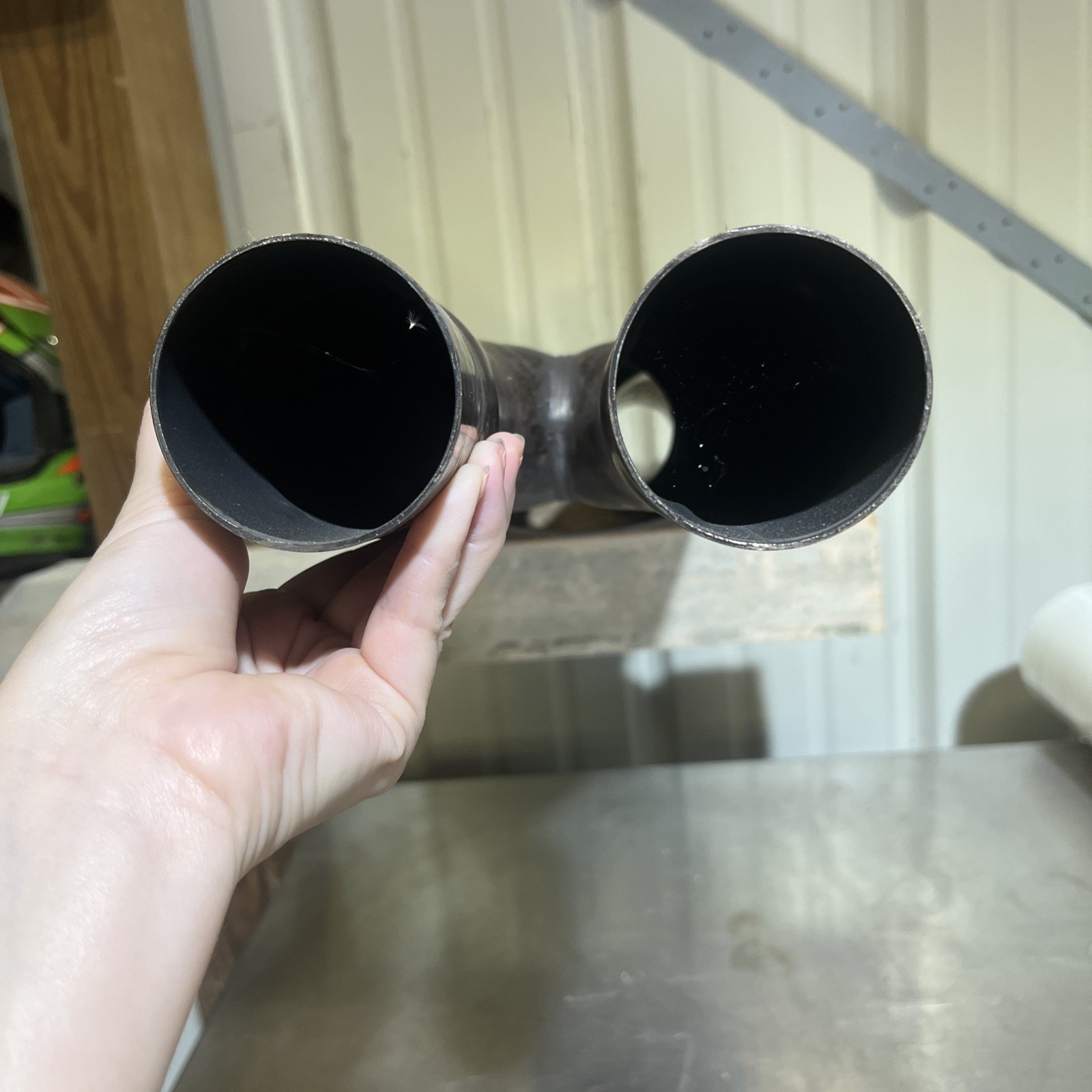 Maserati Gran Turismo MC 2010 exhaust system